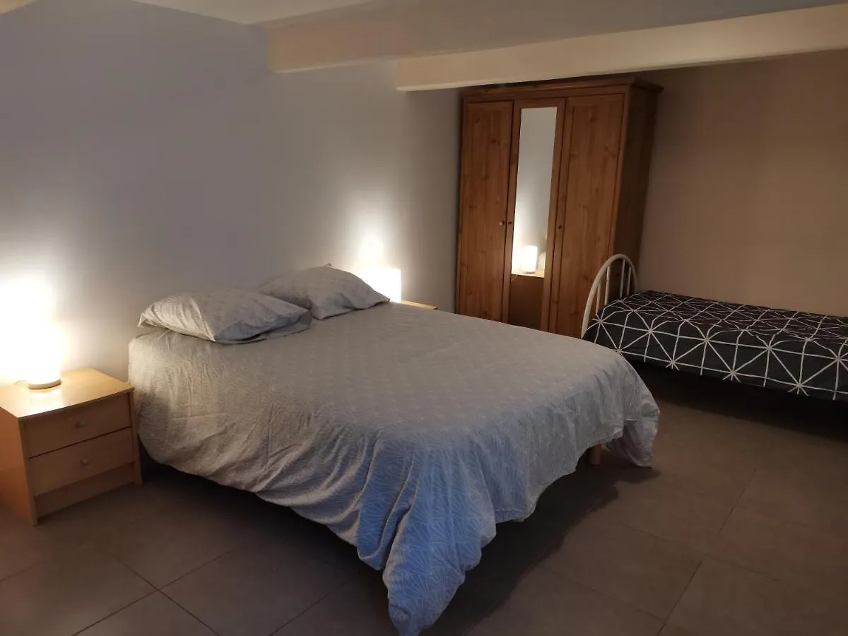 Appartement T2 grande terrasse comme une maison 8 min des plages à Toulon France